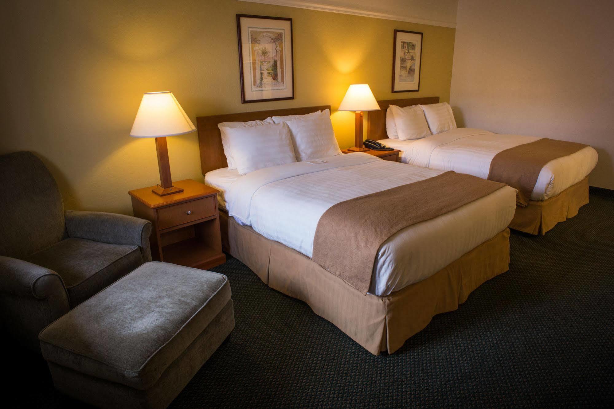 Pines Inn & Suites Cottonwood Kültér fotó
